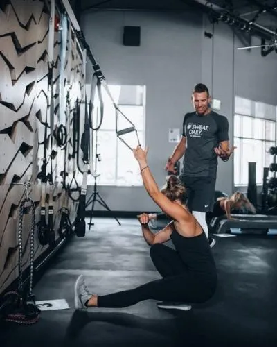 You’re Working With A Good Trainer if They Have These 5 Stellar Traits