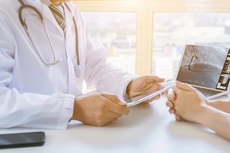 7 Health Signs When You Should Go See A Doctor