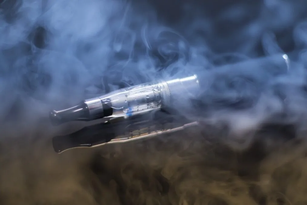 Why Should You Try Flavored Vape Juice Over Traditional Ones?